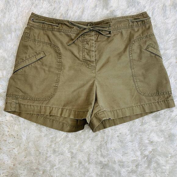 J Crew Army Green Chino Low Rise Shorts Sz 4 - Picture 1 of 5